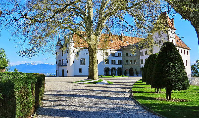 שוויץ, בית על גדות האגם, צילום: chateaua.com