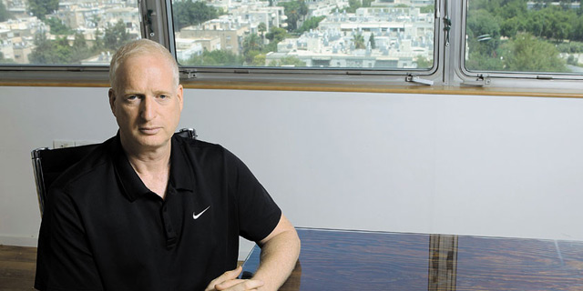 "המדינה צריכה להסב שטחי מסחר למגורים"