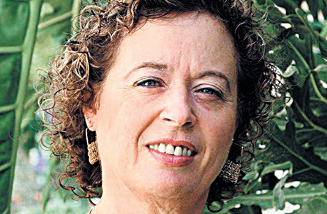 פרופ' דורית ארם. "התייעצות היא לא דבר רע" פרופ' דורית ארם. "התייעצות היא לא דבר רע"