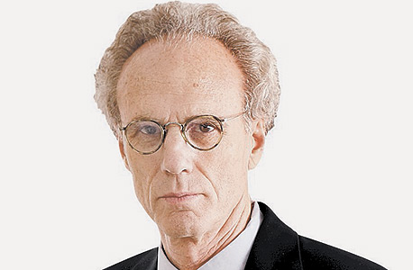 פרופ' קנת מן: "רשויות המס ידעו או היו צריכות לדעת ששטרית הורשע בהוצאת חשבוניות פיקטיביות, ושלאחר ההרשעה נציגי הפרקליטות עמדו לטעון לעונש ולבקש להטיל עליו קנסות גבוהים" פרופ' קנת מן: "רשויות המס ידעו או היו צריכות לדעת ששטרית הורשע בהוצאת חשבוניות פיקטיביות, ושלאחר ההרשעה נציגי הפרקליטות עמדו לטעון לעונש ולבקש להטיל עליו קנסות גבוהים"