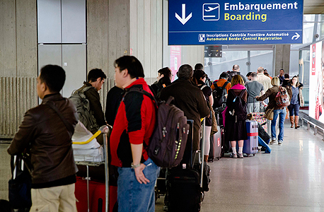 שביתת פקחי ה תעופה ב צרפת ביטול טיסות, צילום: בלובמרג