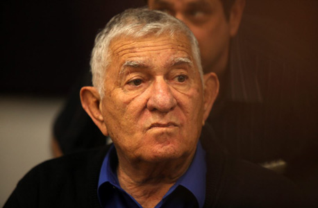 צבי בר (ארכיון) צבי בר (ארכיון)