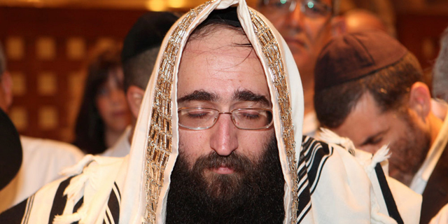 העליון: בן ציון סוקי, מקורבו של הרב פינטו, ישלם 16 מיליון שקל למשקיעים