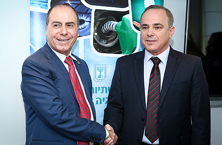 יובל שטייניץ וסילבן שלום. מחויבים למתווה יובל שטייניץ וסילבן שלום. מחויבים למתווה