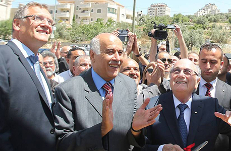 ספ בלאטר עם ג'יבריל רג'וב ספ בלאטר עם ג'יבריל רג'וב