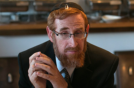 הדוד יהודה גליק. "איך זה שאף אחד מהשמאלנים לא תומך בדוד שלי שרוצה להתפלל בהר הבית?" הדוד יהודה גליק. "איך זה שאף אחד מהשמאלנים לא תומך בדוד שלי שרוצה להתפלל בהר הבית?"