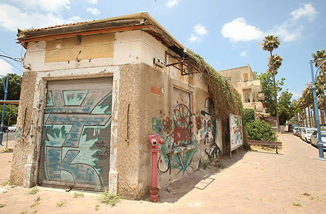 דירת 4 חדרים יד־שנייה בשכונה עולה 1.1 מיליון שקל דירת 4 חדרים יד־שנייה בשכונה עולה 1.1 מיליון שקל