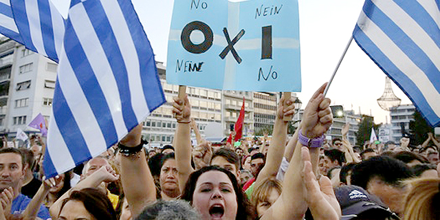 יוון: הכדורגלנים והכדורסלנים הזרים חוששים שהמדינה תעזוב את גוש היורו