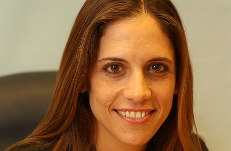 קרן טרנר קרן טרנר