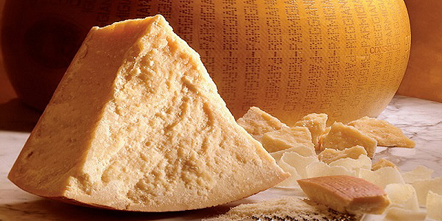 הכל סחיר: חברה איטלקית גייסה הון באג&quot;ח מגובות גבינת פרמזן