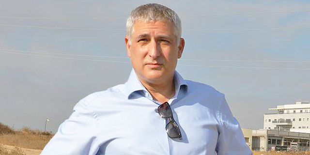 אשל ארמוני, מנכ"ל משרד השיכון: "אני קם כל בוקר עם מצ'טה כדי להילחם בבירוקרטיה"