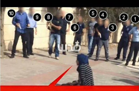 פוסט פחות גרפי ברשת הפלסטינית: הדוקרת מגבעת התחמושת מול עשרה אנשי ביטחון