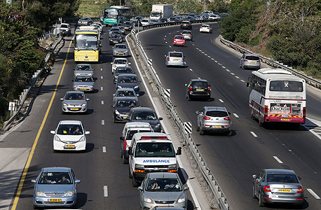 אמור לי באיזה רכב אתה נוהג ואומר לך למי אתה מצביע אמור לי באיזה רכב אתה נוהג ואומר לך למי אתה מצביע