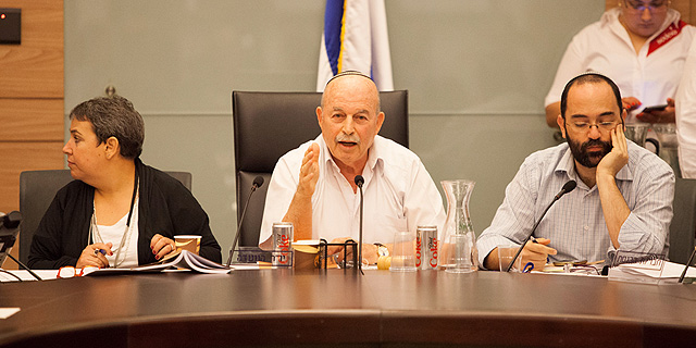 ועדת הכנסת העבירה את חוקי המלחמה בהון השחור לסלומינסקי
