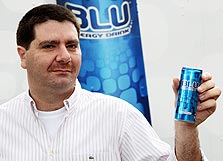ענאן שמשום, בעלי זיכיון BLU. לא מתכוון להפסיד במלחמה ענאן שמשום, בעלי זיכיון BLU. לא מתכוון להפסיד במלחמה