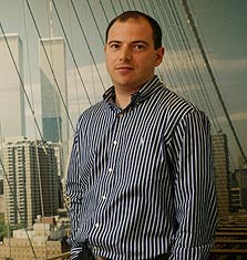 יוסי ויניצקי, מנכ"ל קרן אתגר יוסי ויניצקי, מנכ"ל קרן אתגר