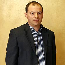 יוסי ויניצקי שותף מנהל בקרן אתגר יוסי ויניצקי שותף מנהל בקרן אתגר