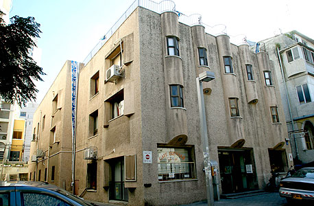 הנכס בו נמצאת ספריית י.ל פרץ בתל אביב יועמד למכירה