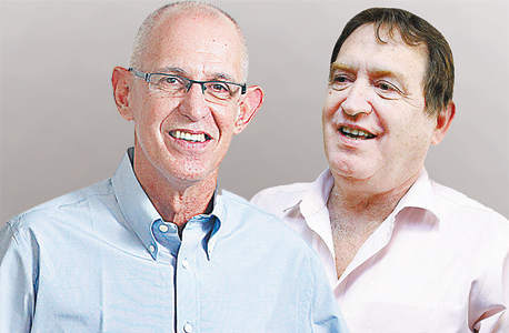 רוני קוברובסקי נשיא קוקה קולה (מימין) ומנכ"ל תנובה אריק שור רוני קוברובסקי נשיא קוקה קולה (מימין) ומנכ"ל תנובה אריק שור