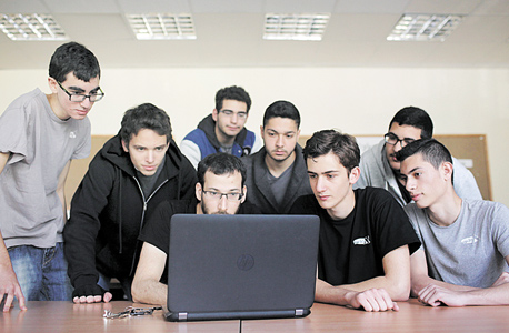 Cyber students, Ramat Gan. Photo: Amit Sha