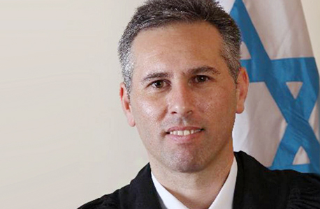 השופט זגורי. הכיר בהוצאות המשמורת של האב השופט זגורי. הכיר בהוצאות המשמורת של האב