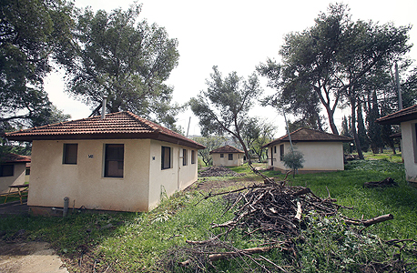 כפר הנופש הנטוש בכפר חיטים כפר הנופש הנטוש בכפר חיטים