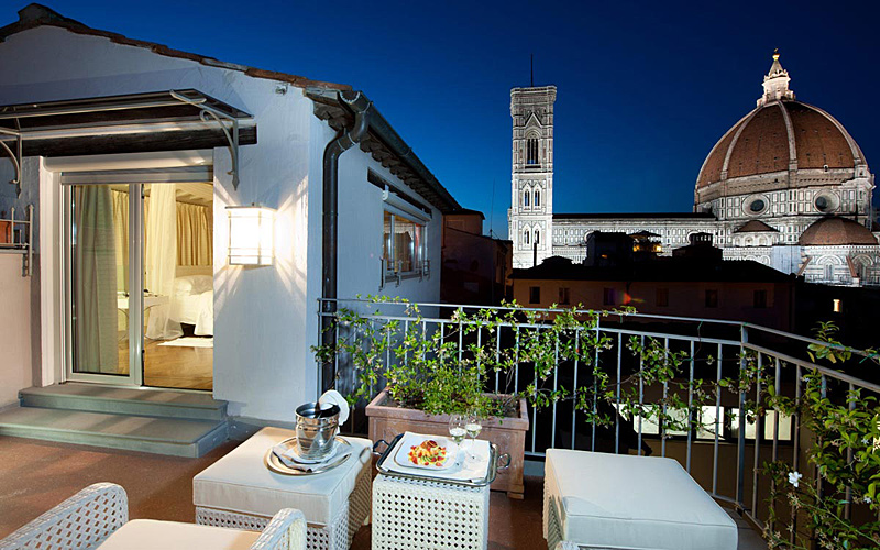 האתרים החשובים ביותר בפירנצה נשקפים מהחלון, צילום: hotelbrunelleschi