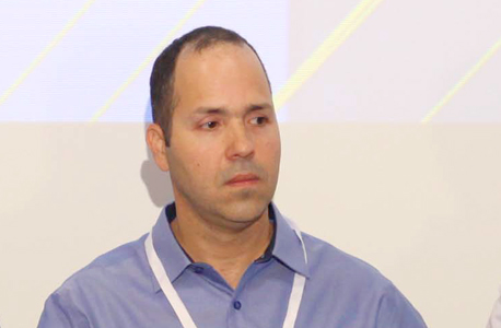 רועי אופיר רועי אופיר