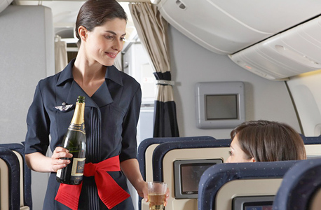 דיילת אייר פראנס חברת תעופה, צילום: Air France