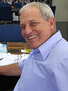 חיים כץ. "הממשלה מסכלת את הצעות החוק הפרטיות" חיים כץ. "הממשלה מסכלת את הצעות החוק הפרטיות"