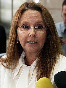 שרי אריסון. טובת הבנק ולקוחותיו - באחריותי שרי אריסון. טובת הבנק ולקוחותיו - באחריותי