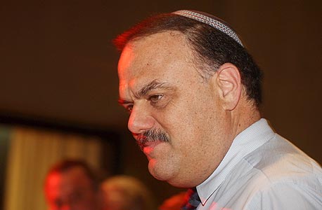 בדיקת "כלכליסט" - המטרה: רכישת חברת ביטוח