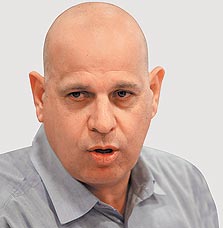 יצחק הראל מנכ"ל הרכבת. יפתח יותר מעשר תחנות חדשות יצחק הראל מנכ"ל הרכבת. יפתח יותר מעשר תחנות חדשות