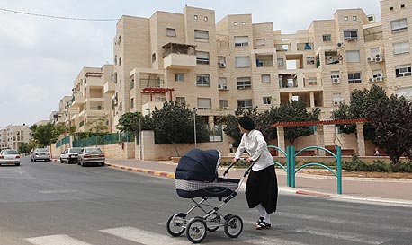 העיר החרדית אלעד. רוב הפעילות במגזר צפויה להיות בקבוצות רכישה העיר החרדית אלעד. רוב הפעילות במגזר צפויה להיות בקבוצות רכישה
