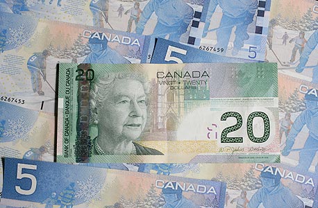 קנדה: הפחתת את הוצאות המשרד? תתוגמל במשכורת