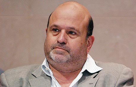 מיהו דוד פורר האיש שרוצה לרכוש את חברת התרופות גולדשילד