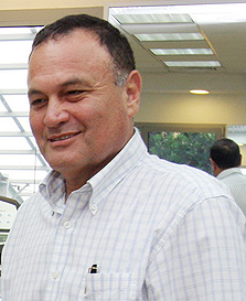 זאב וורמברנד מנכ"ל רבוע כחול זאב וורמברנד מנכ"ל רבוע כחול