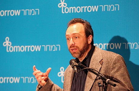 ג'ימי וולס בוועידת הנשיא. "לעורכי ויקיפדיה יש עניין עמוק בעובדות" ג'ימי וולס בוועידת הנשיא. "לעורכי ויקיפדיה יש עניין עמוק בעובדות"