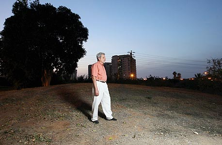 אהרונוב. "אני יכול לעשות את ההכללה מתיאוריית הקוונטים ולומר שלעולם יש תכלית מסוימת ולא רק מצב היסטורי" אהרונוב. "אני יכול לעשות את ההכללה מתיאוריית הקוונטים ולומר שלעולם יש תכלית מסוימת ולא רק מצב היסטורי"