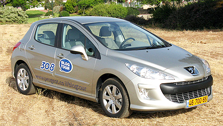 יבואנית פיז'ו: נייבא שלוש היברידיות עד 2010