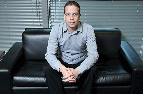 אבי רוזנבאום אבי רוזנבאום