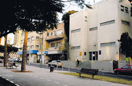 בית מאיר דיזינגוף בשדרות רוטשילד בית מאיר דיזינגוף בשדרות רוטשילד