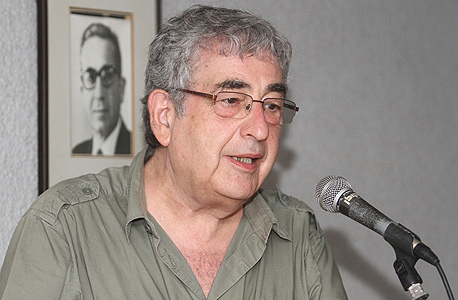 הסופר חיים באר. מתנגד לתוכנית הבנייה הסופר חיים באר. מתנגד לתוכנית הבנייה