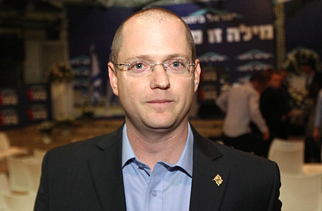 ח"כ עודד פורר ישראל. "רציתי להביא כדורים נגד בחילה, כשאנחנו מצביעים על התקנות" ח"כ עודד פורר ישראל. "רציתי להביא כדורים נגד בחילה, כשאנחנו מצביעים על התקנות"