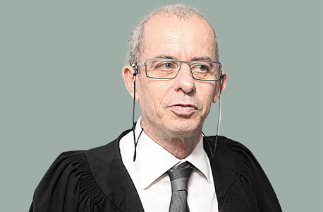 עו"ד גיורא ארדינסט. חשד להברחת נכסים עו"ד גיורא ארדינסט. חשד להברחת נכסים