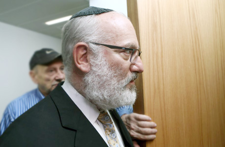 אדוארדו אלשטיין בכניסה לדיון היום אדוארדו אלשטיין בכניסה לדיון היום