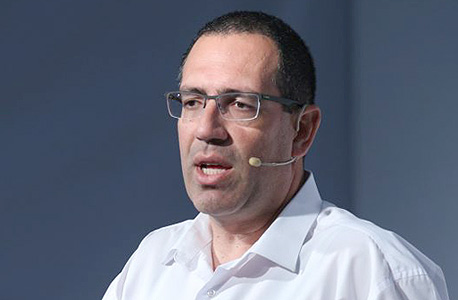 שמוליק ארבל, ראש המערך המסחרי בבנק לאומי, בכנס שמוליק ארבל, ראש המערך המסחרי בבנק לאומי, בכנס