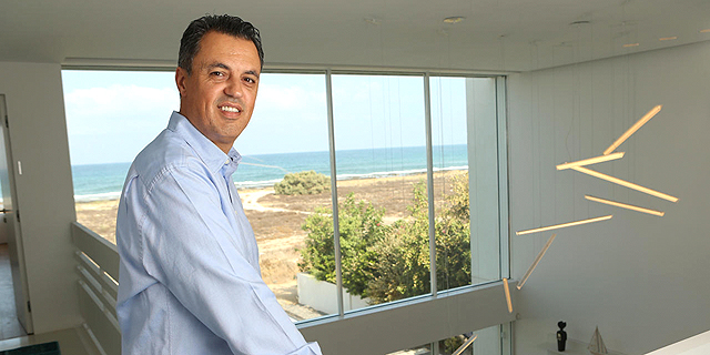 "יש רגעים שאני תופס את עצמי ואומר: אולי לא הייתי צריך לעשות את זה"