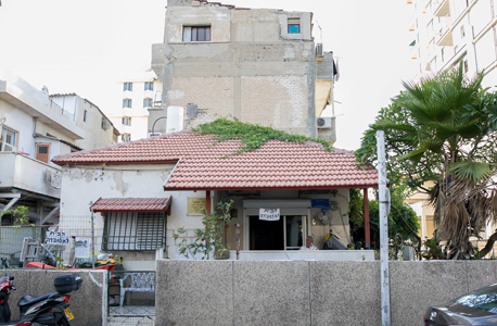 המבנים בחלקה שנמכרה. הסיכון ברכישה הוערך בכ־10 מיליון שקל המבנים בחלקה שנמכרה. הסיכון ברכישה הוערך בכ־10 מיליון שקל