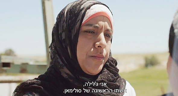 מתוך הסרט "סופת חול". "לא אשכח את המקרים שבהם סיפרתי לאשה שהיא נושאת ברחמה בת, והיא פרצה בבכי ובעלה יצא מהחדר בטריקת דלת" מתוך הסרט "סופת חול". "לא אשכח את המקרים שבהם סיפרתי לאשה שהיא נושאת ברחמה בת, והיא פרצה בבכי ובעלה יצא מהחדר בטריקת דלת"